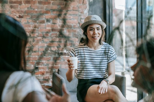 Conseils Essentiels : Choisissez les Meilleurs Accessoires pour Éblouir Lors de Votre Mariage Champêtre